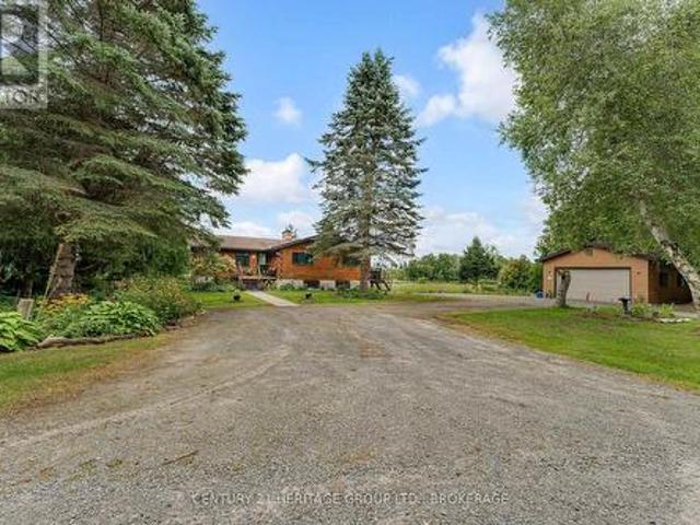 House for sale in Ontario