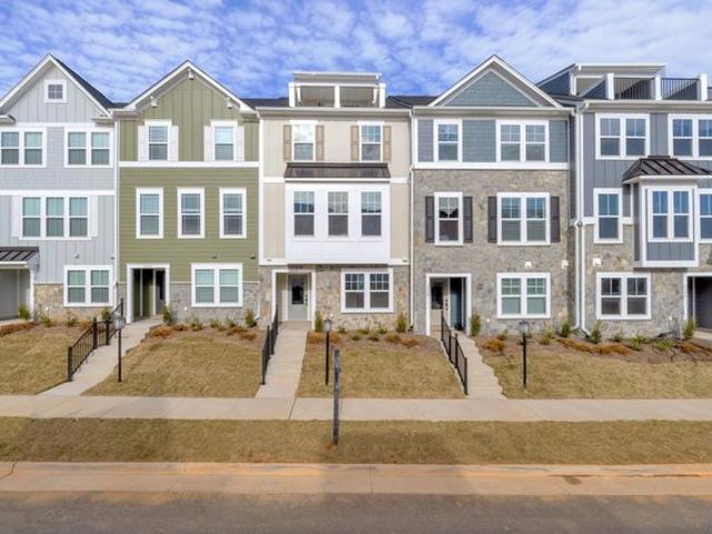 Townhouse for sale in Virginia