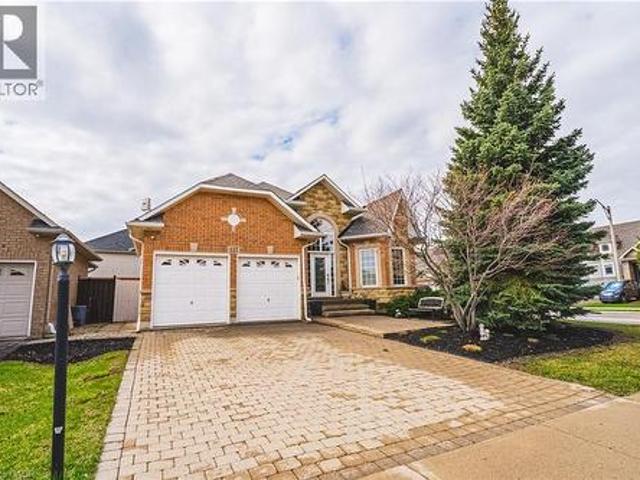 House for sale in Ancaster, Ontario