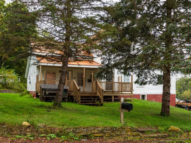 House for sale in De Soto, Wisconsin