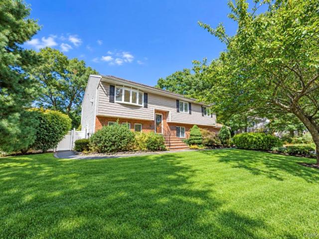 House for sale in Centereach, New York