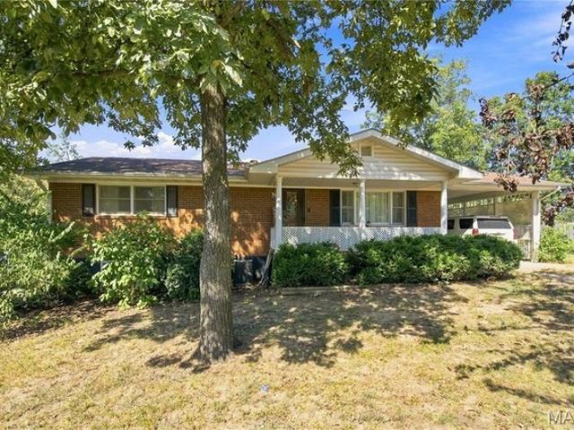 House for sale in Doniphan, Missouri