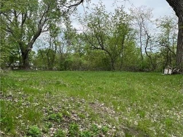 Land for sale in Greater East Side, Ramsey