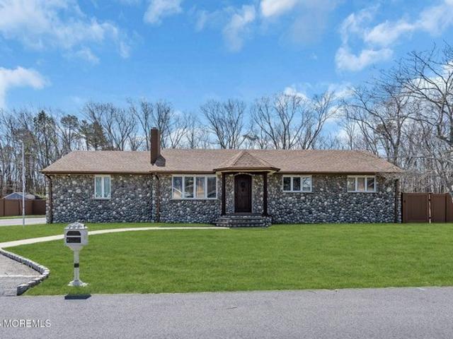 House for sale in Lanoka Harbor, New Jersey