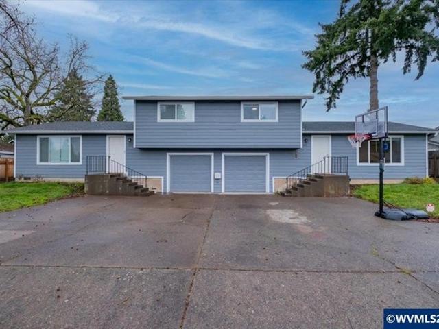 House for sale in Oregonia