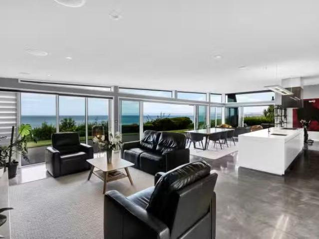 House for sale in Taranaki