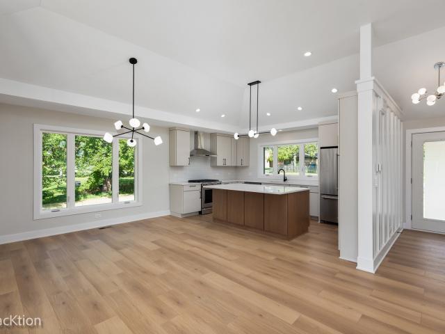 Property for rent in Downers Grove, Illinois