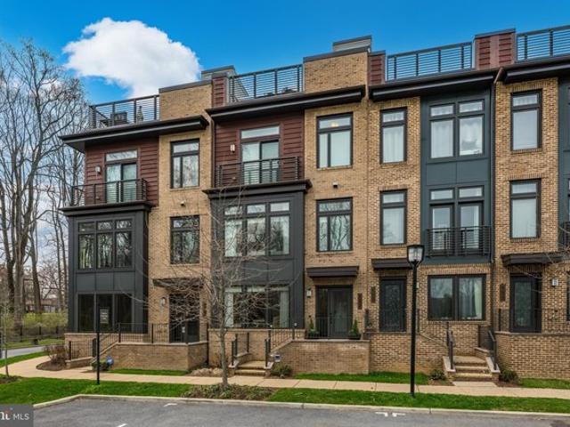 Townhouse for sale in Bethesda, Maryland