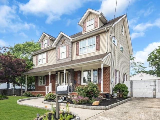 House for sale in Avenel, New Jersey