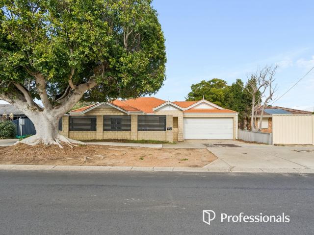 House for rent in Forrestfield, Western Australia