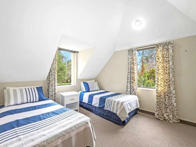 House for sale in Chaslands, Canterbury