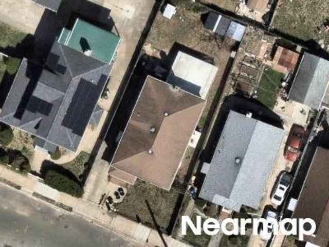 House for sale in Queens, Arverne