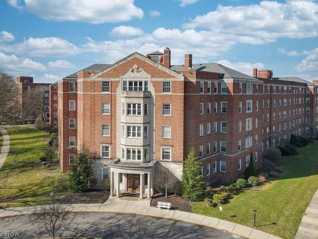Condo for sale in Shaker Heights, Ohio