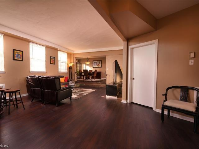 Condo for sale in Shaker Heights, Ohio
