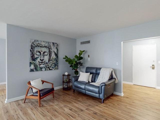 Condo for sale in Shaker Heights, Cuyahoga County