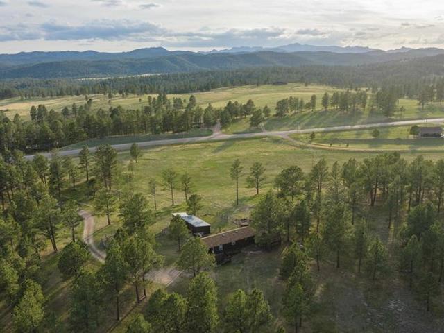 House for sale in Fairburn, South Dakota