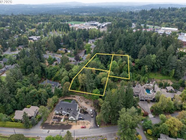 Land for sale in Forest Highlands, Lake Oswego