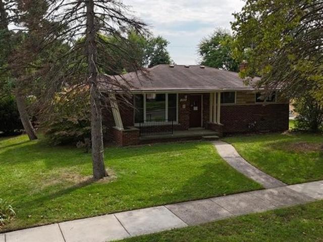 House for sale in Oak Park, Michigan
