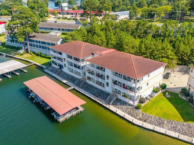 Townhouse for sale in Ark