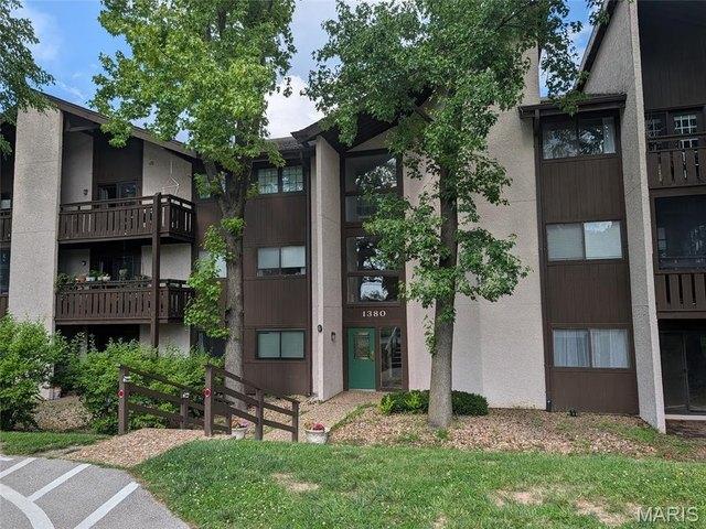 Condo for sale in Saint Charles, Saint Charles County