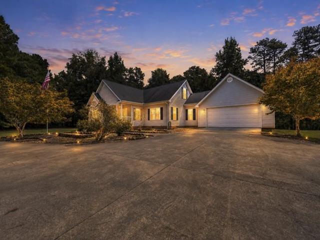 House for sale in White Plains, Georgia