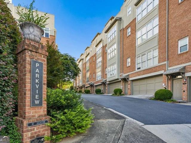 Townhouse for sale in Atlanta, Georgia