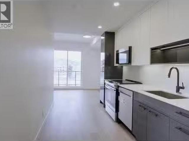 Condo for sale in Winfield, British Columbia