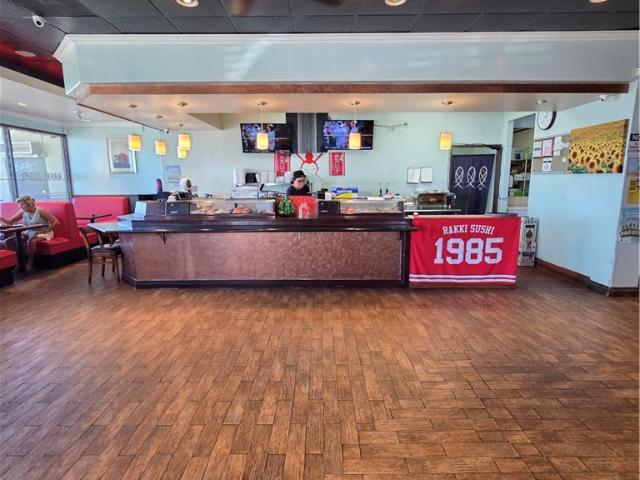 Commercial for sale in Corona