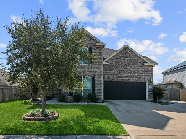 House for sale in Mont Belvieu, Chambers County