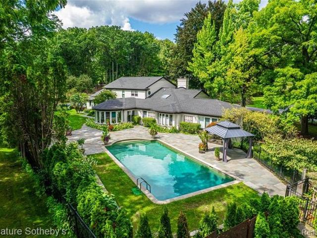 House for sale in Bloomfield Hills, Michigan
