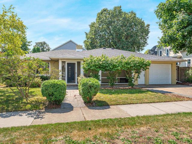 House for sale in Oshkosh, Wisconsin