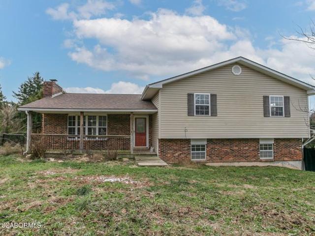 House for sale in Dixon, Missouri