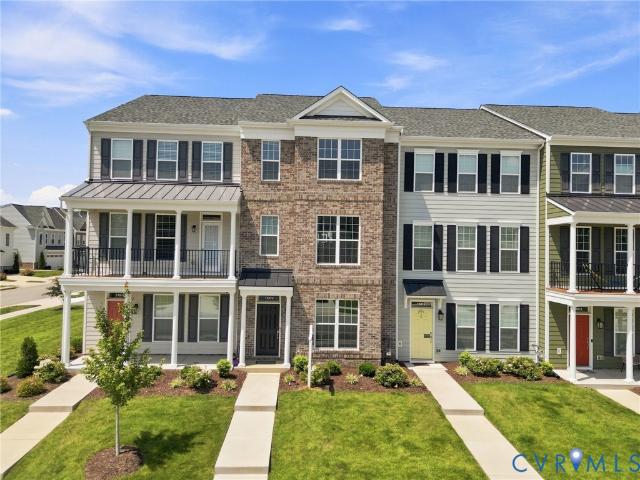 Townhouse for sale in Virginia