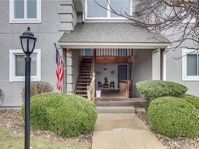 Condo for sale in Kansas