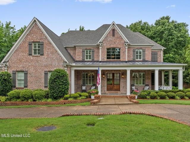 House for sale in Nesbit, Mississippi
