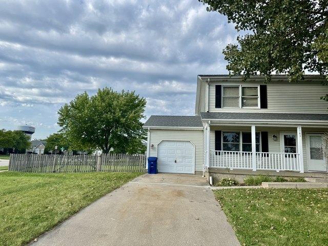 Townhouse for sale in Dekalb, Illinois