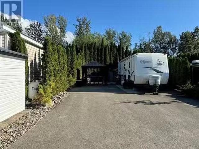House for sale in Sicamous, British Columbia