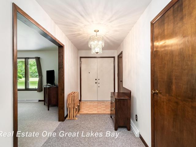 House for sale in Hemlock