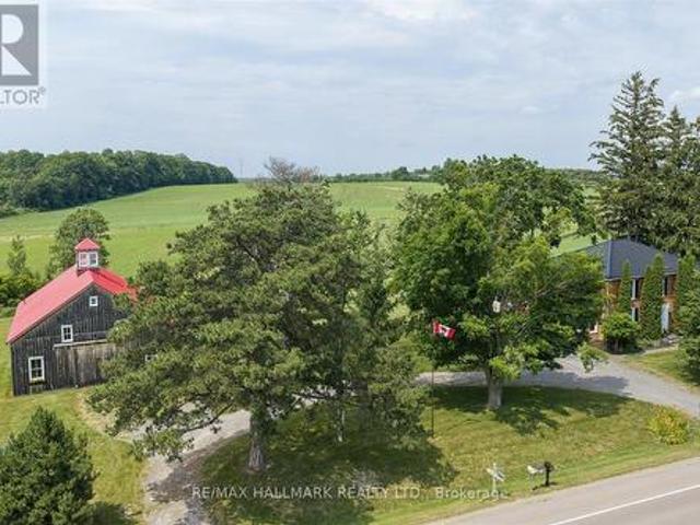 House for sale in Ontario