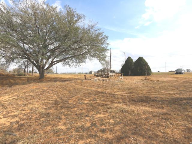 Land for sale in Adkins, Texas