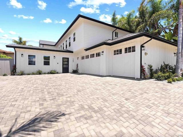 House for sale in Carlsbad