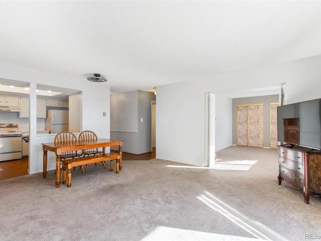 Condo for sale in Heather Gardens, Aurora