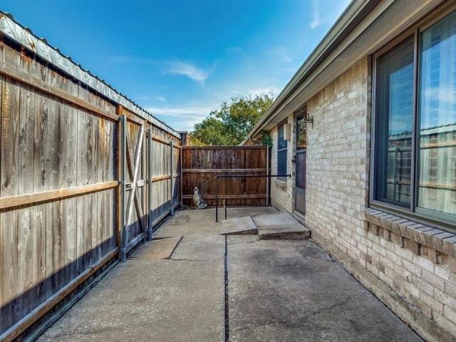Townhouse for sale in Dallas, Dallas County