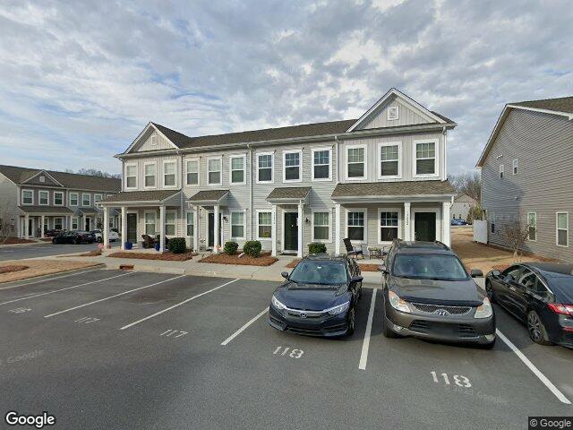 Townhouse for rent in Midland, North Carolina