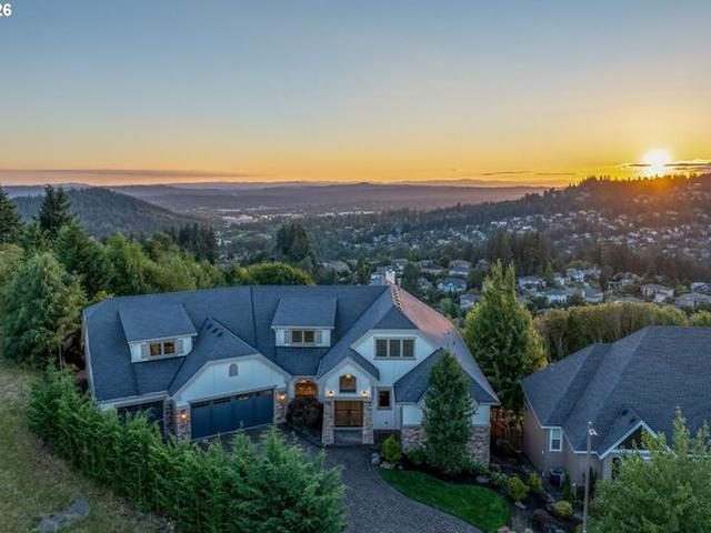 House for sale in Happy Valley, Clackamas County