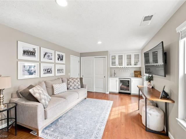 Townhouse for sale in Lakewood, Ohio