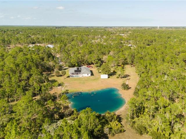 House for sale in Fellsmere, Florida