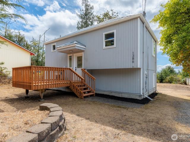 House for sale in Oak Harbor, Washington