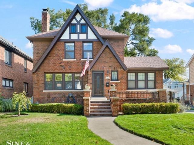House for sale in Grosse Pointe, Michigan