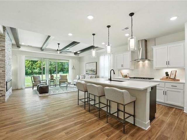House for sale in Basehor, Leavenworth County